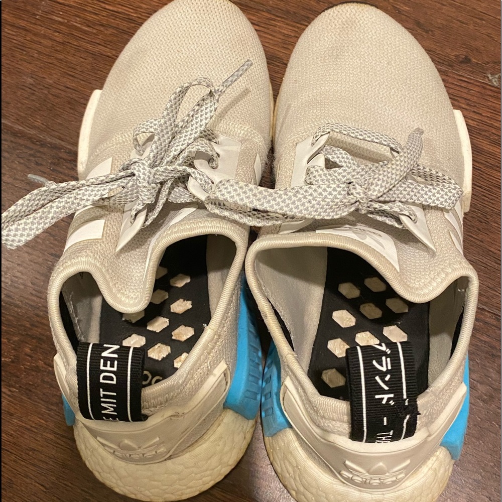Adidas - Picture 2 of 4